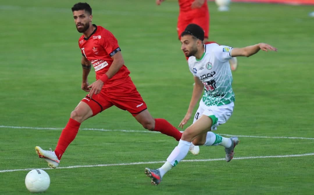 ذوب آهن ۱ - پرسپولیس ۲